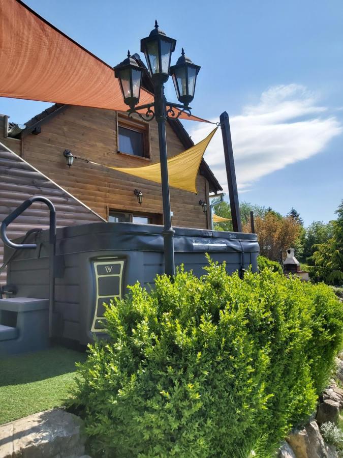 Vila Kovacsszenaja Vendeghaz Exteriér fotografie