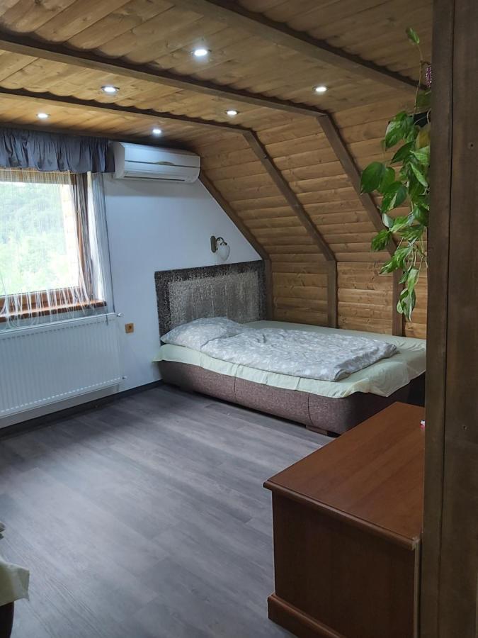 Vila Kovacsszenaja Vendeghaz Exteriér fotografie